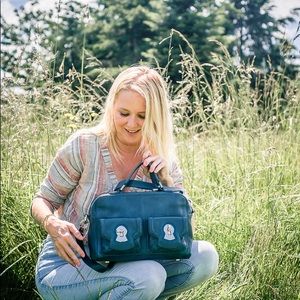 - NWT - Firenze Italian leather satchel ❤️❤️❤️